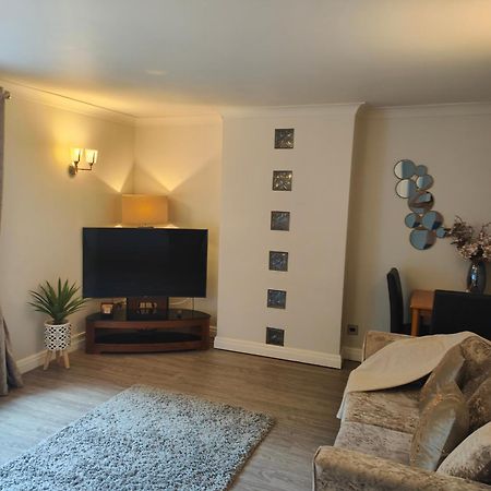 Chester City Apartments - With Free Parking Dış mekan fotoğraf