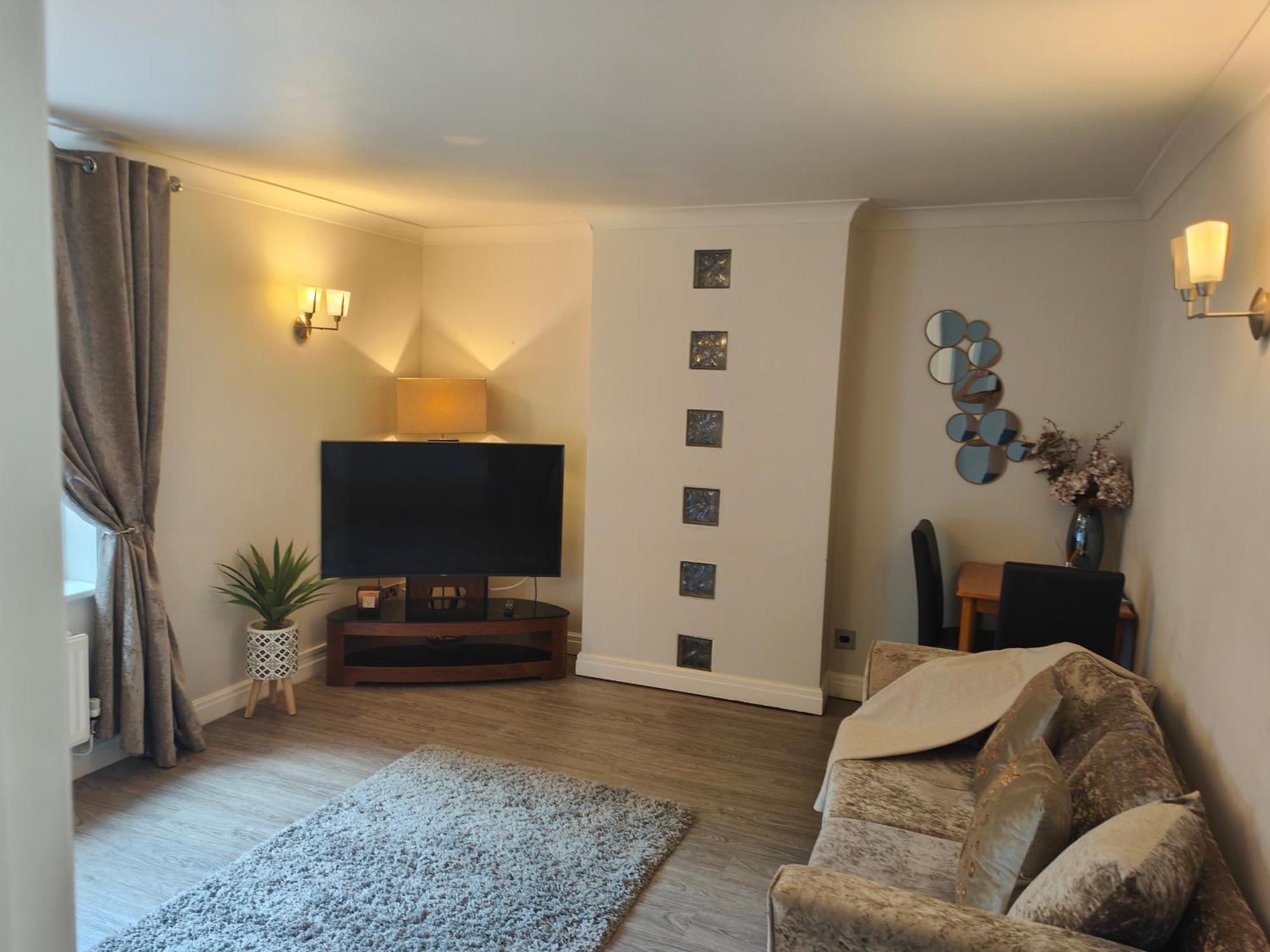 Chester City Apartments - With Free Parking Dış mekan fotoğraf